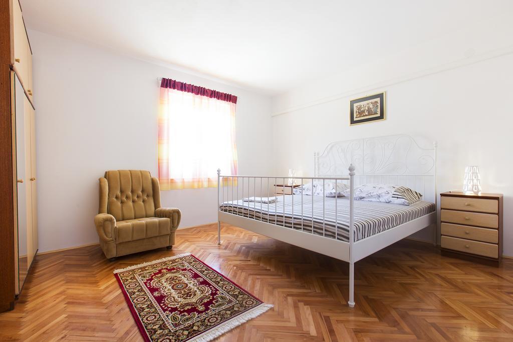 San Apartments Slatine Kültér fotó