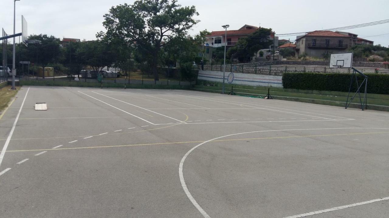 San Apartments Slatine Kültér fotó